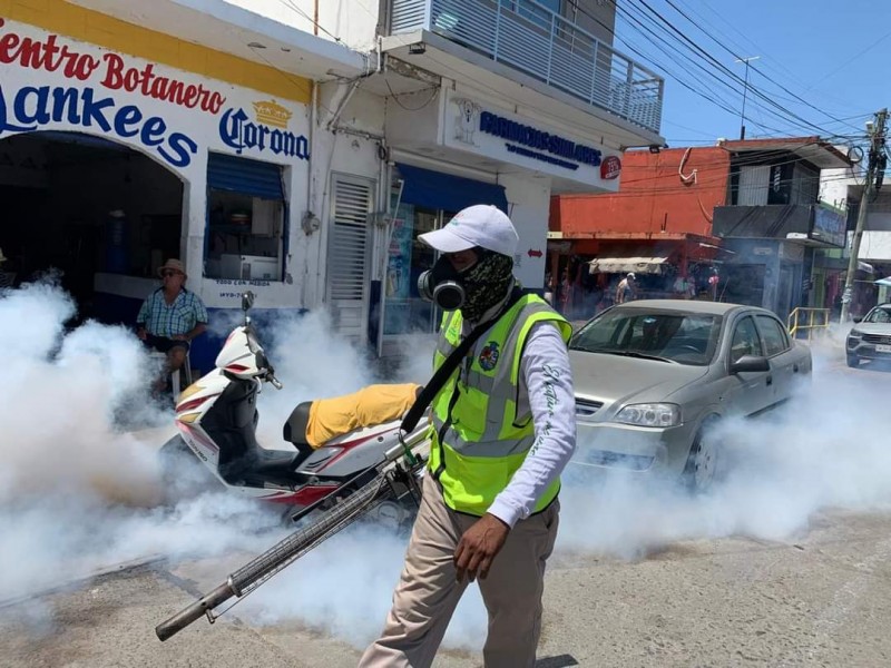 Intensifican fumigación contra el mosquito en Veracruz