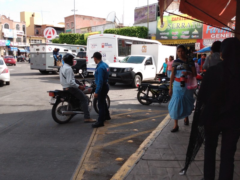 Intensifican operativo contra motociclistas incumplidos