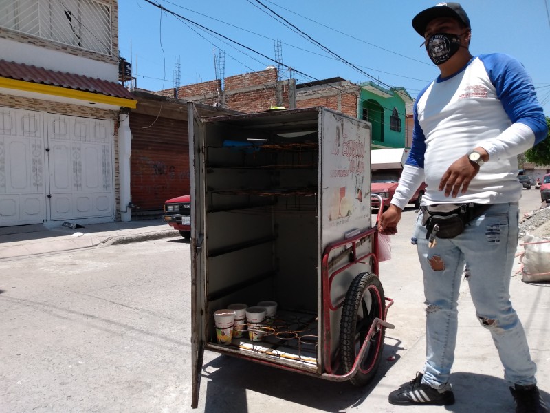 Intenso calor no garantiza venta de aguas frescas