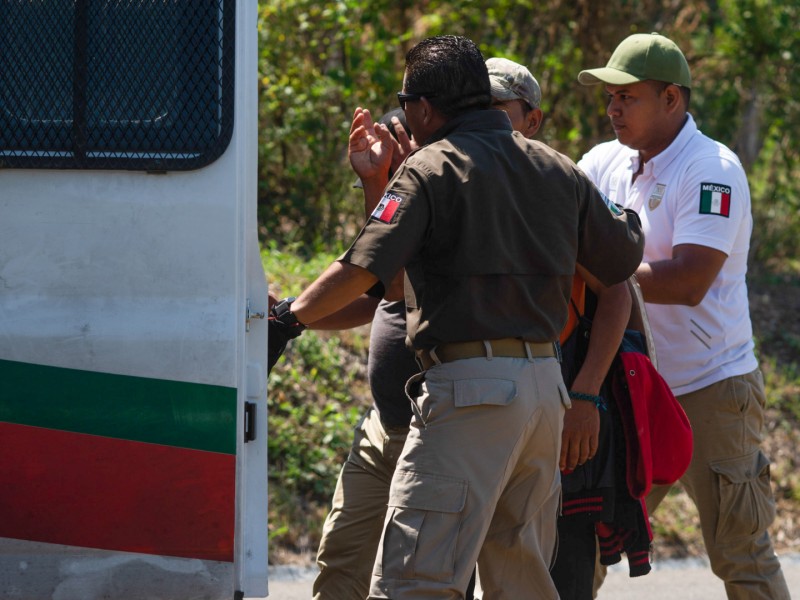 Interceptan autoridades a migrantes en Arriaga