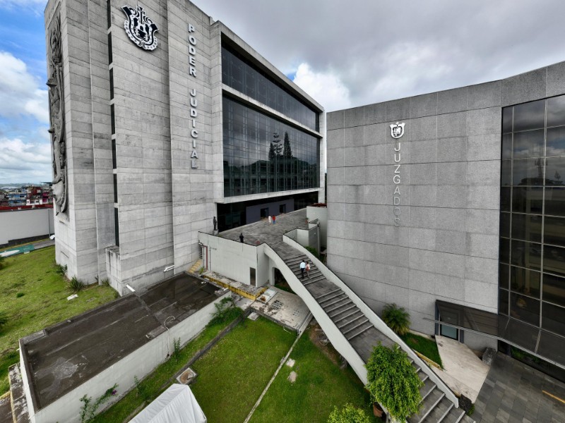 Intoxicación de trabajadores provoca suspensión en Juzgado Sexto de Xalapa