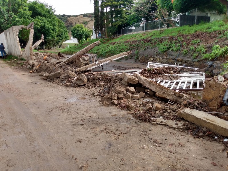 Inundaciones en Bosques de Santa Anita, pese a obras: vecinos