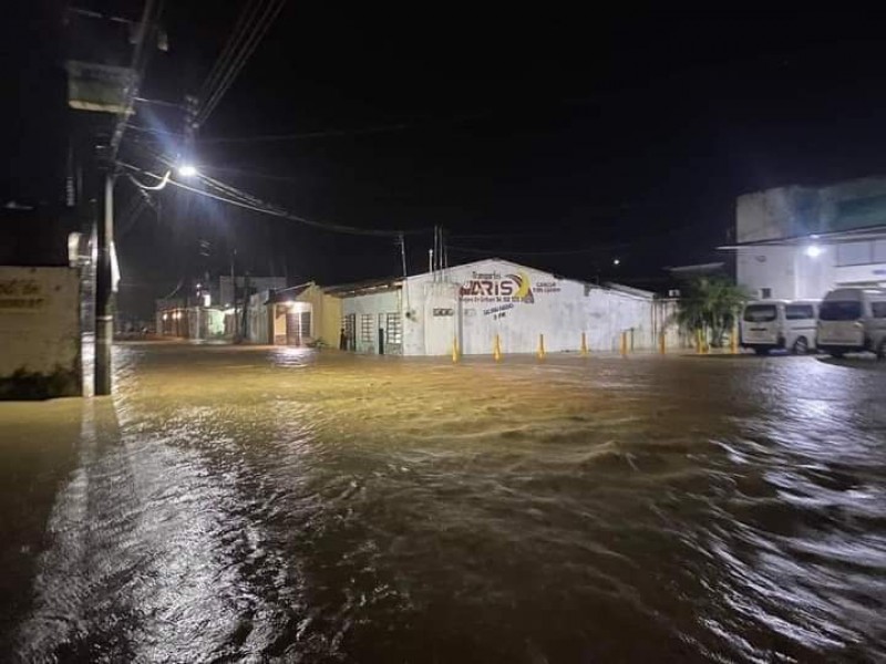 Inundaciones en Pichucalco por TT Karl