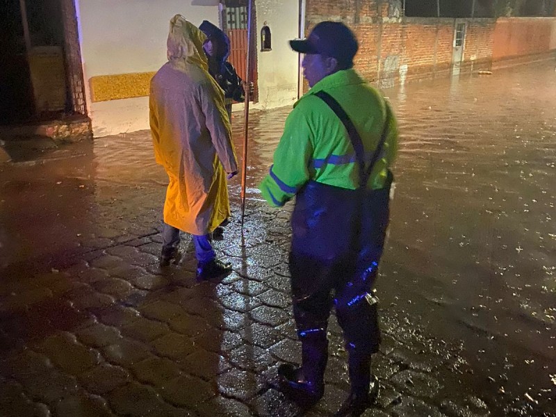 Inundaciones, encharcamientos y cortes de luz, afectacioes tras fuertes lluvias