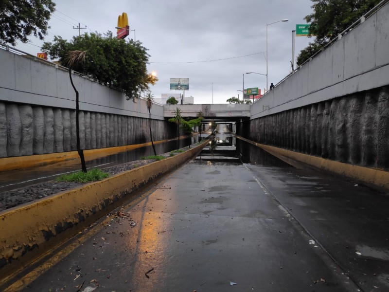 Inundaciones por lluvia de la madruga en ZMG