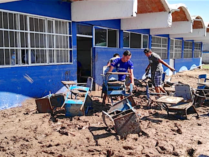 inutilizables 4 escuelas en Tuxpan