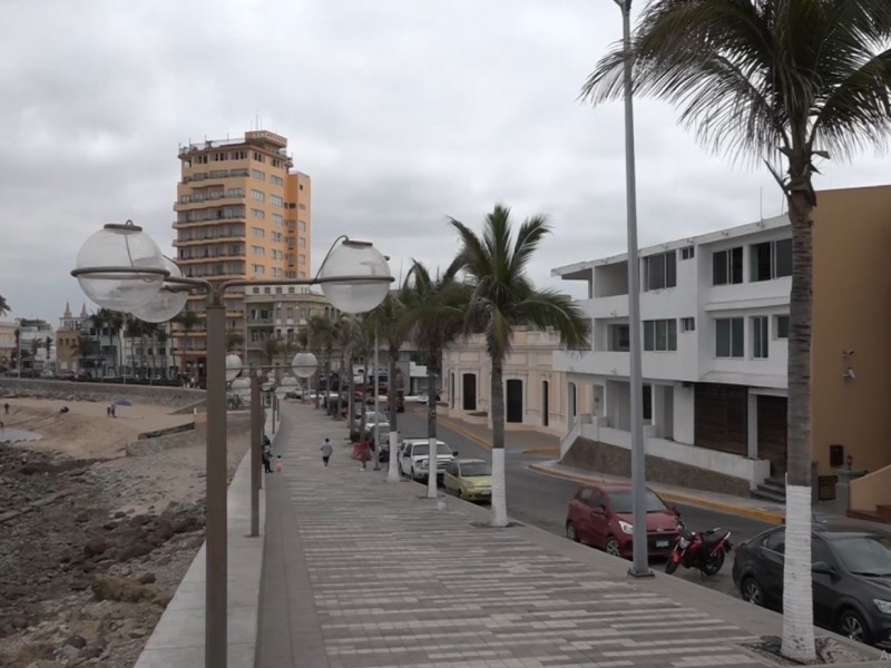 Inversión de lámparas led, no está bajo investigación en Mazatlán:Alcalde