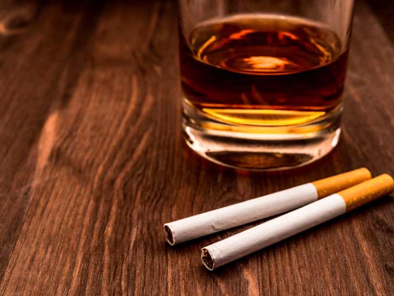 ¿Más caro fumar y beber? Propuesta busca salvar miles de vidas