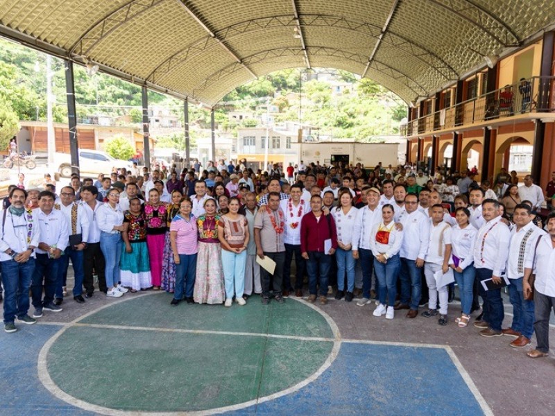Invertirá Gobierno Estatal más de 12 MDP en Santiago Lachiguiri