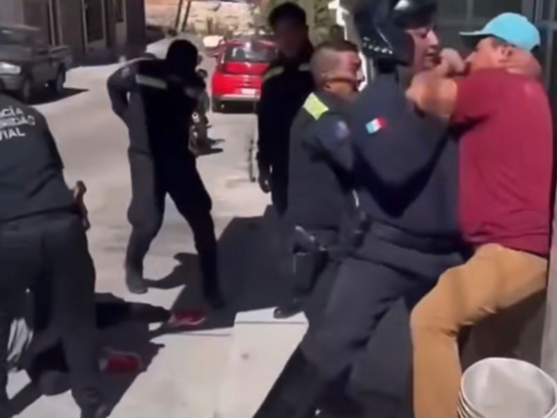 Investigan a siete elementos de la Policía Vial por presunto abuso