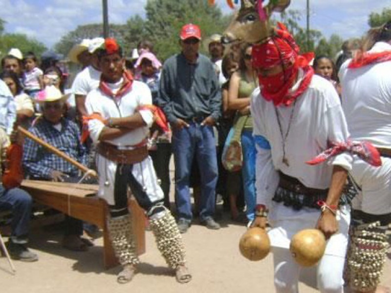 Investigan estudiantes rituales de la Tribu Yaqui