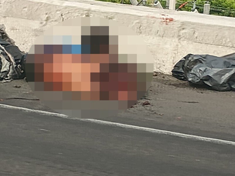 Investigan hallazgo de restos humanos en tramo carretero de Papantla