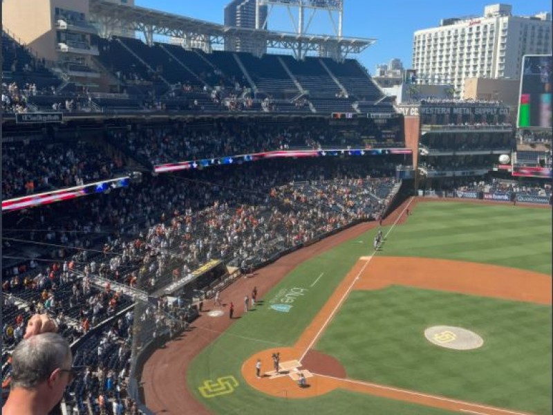 Investigan muerte de mujer y su hijo en Estadio