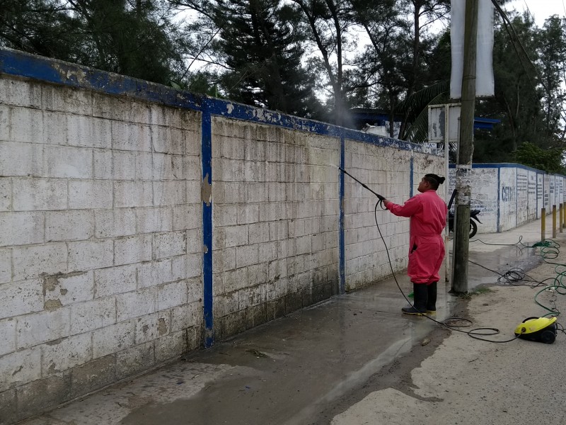 Invierte Cetis 111  en rehabilitación tras inundación