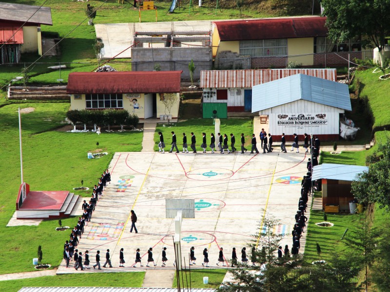 Invierten 2 mil 800 mdp en infraestructura de escuelas