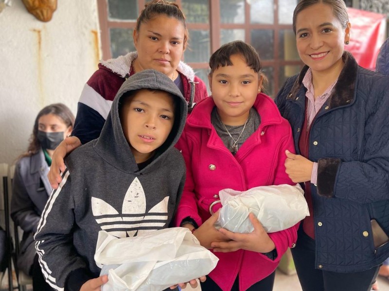 Invita DIF a Zapatón en la colonia Topahue