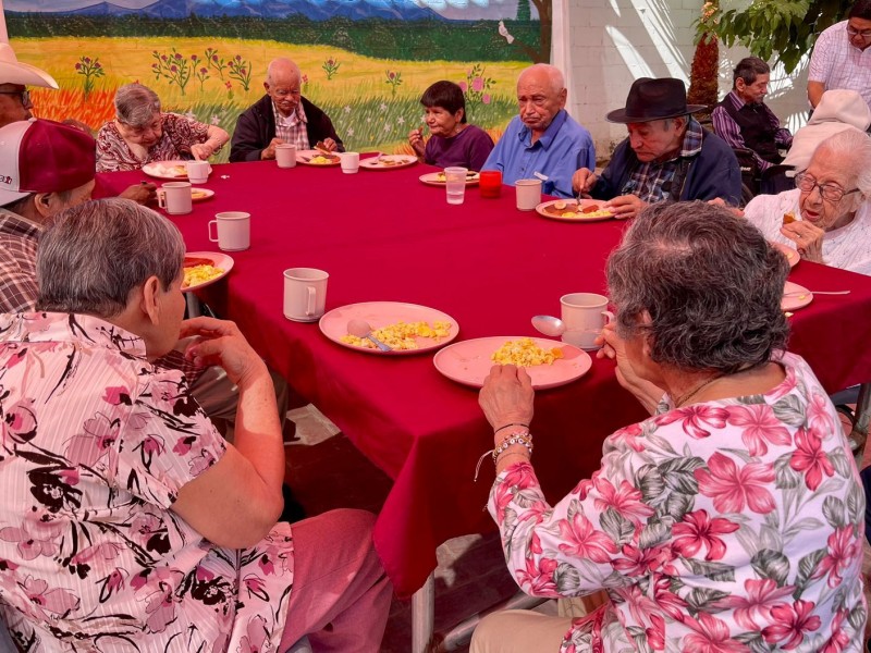 Invita DIF Municipal a donar a Villa del Abuelo