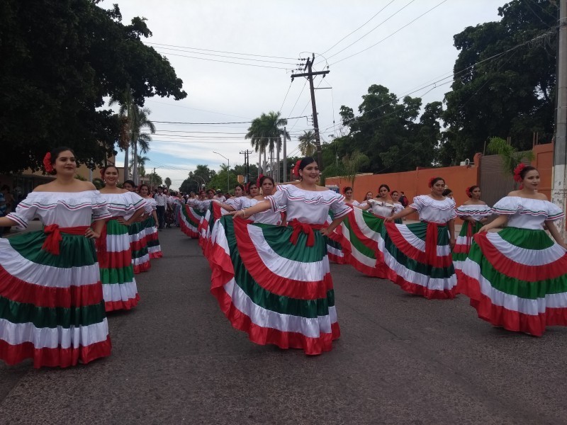 Invitan a participar en el Desfile del 20 de noviembre