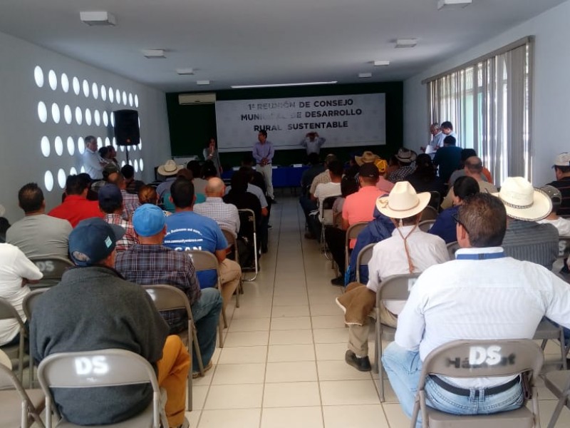 Invitan a productores a tener un campo sustentable