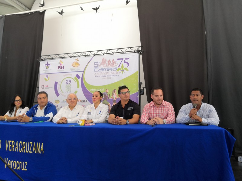 Invitan UV a carrera por 75 aniversario