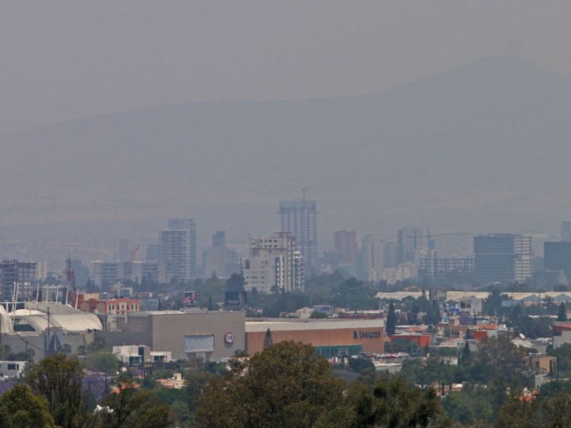 Irritación de ojos y garganta padecimientos por contaminación