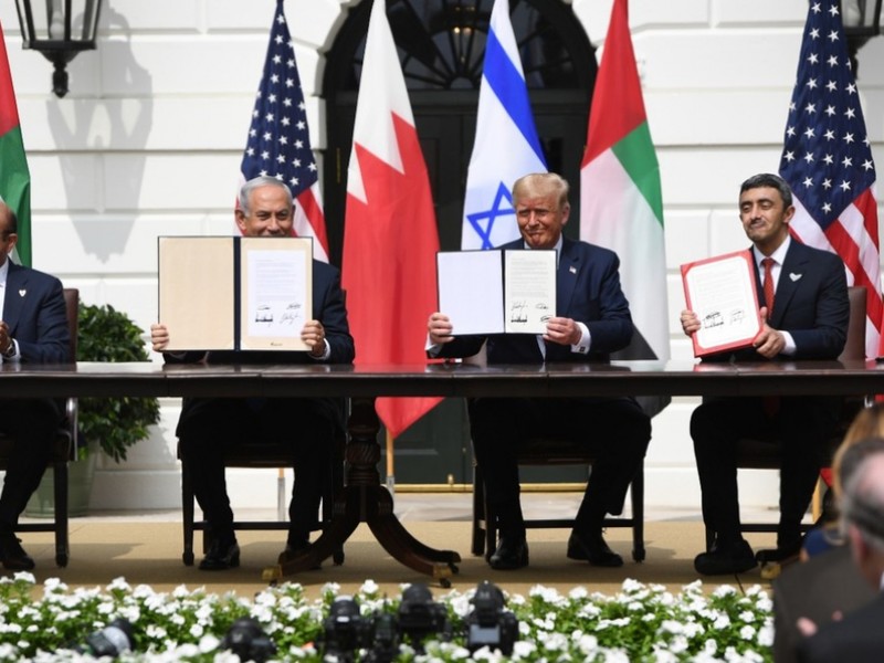 Israel firma histórico acuerdo de paz en la Casa Blanca