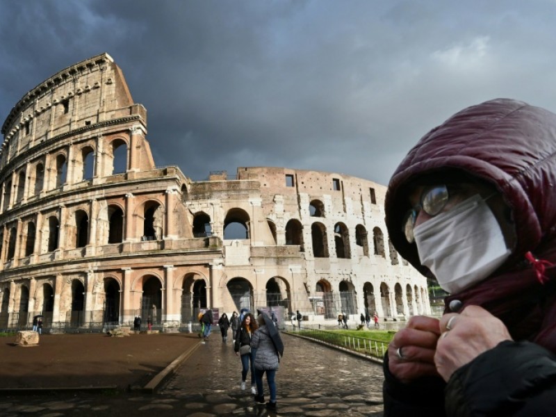 Italia registra récord de contagios diarios Covid-19