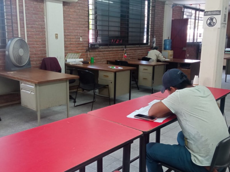 IVEA Tuxpan reporta rezago en nivel secundaria