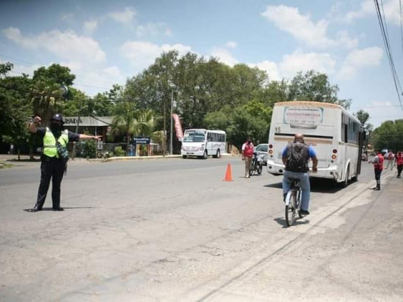 Jacona cierra espacios y restringe actividades para frenar casos COVID-19