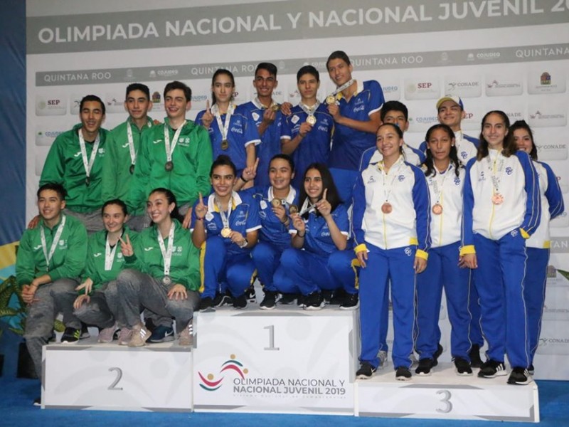 Jalisco dominó el bádminton en Nacional Juvenil