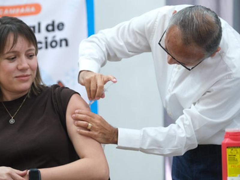Jalisco inicia campaña invernal de vacunación 2026