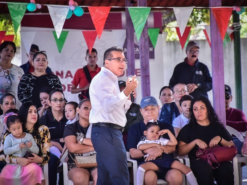 Jardín de niños gestiona necesidades al alcalde de Mazatlán