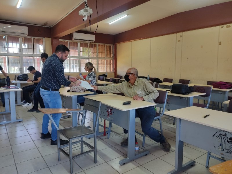 Jesús Manuel, estudiante de Derecho con 72 años en Guasave