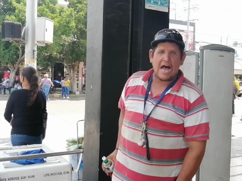 Jonny Armenta, el famoso vendedor de paletas de Los Mochis