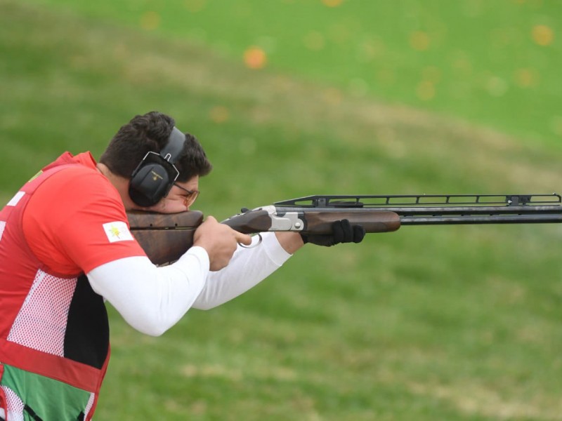 Jorge Orozco escala posiciones en el Mundial de Escopeta