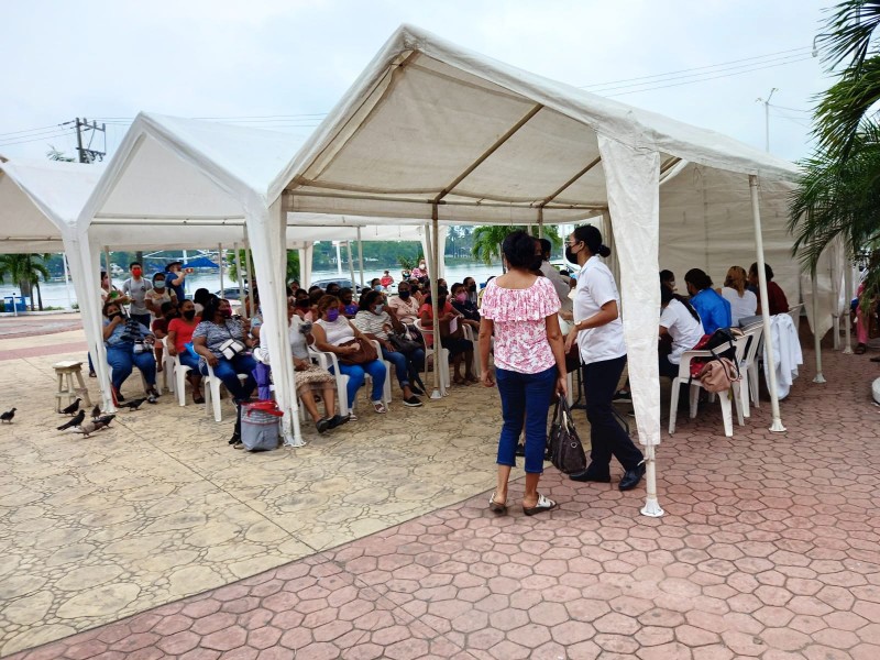 Jornada contra el cáncer atendió 350 mujeres en Tuxpan