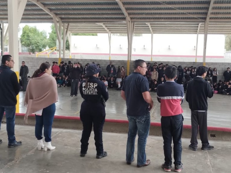 Jornada de seguridad en escuela Secundaria Técnica # 4