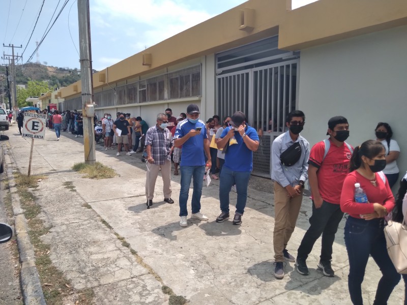 Jornada de vacunación contra Covid-19 supera estimaciones en Salina Cruz