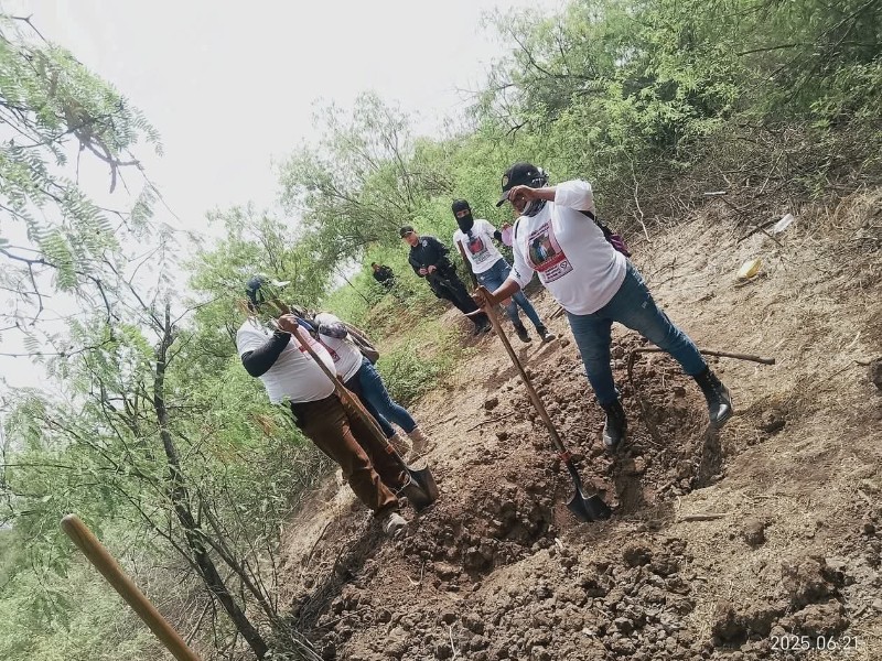 Organizan semana de búsqueda y  encuentran dos cuerpos el primer día