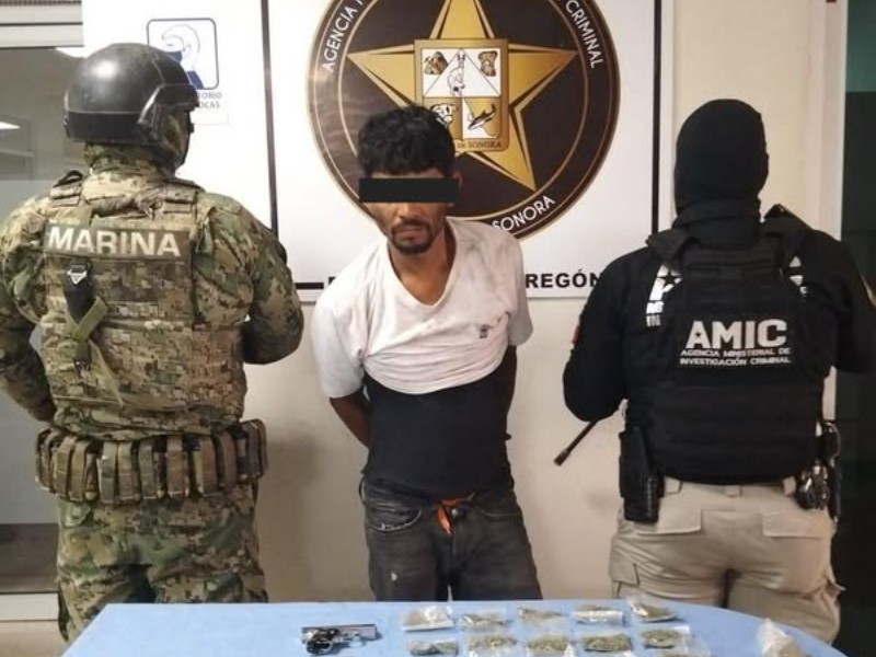 José María “N” es capturado con pistola y droga