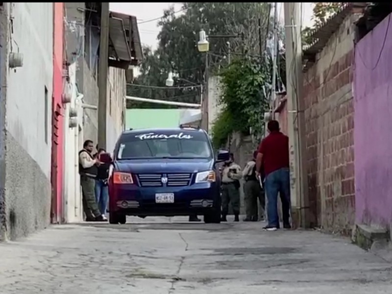 Joven asesina a sus hermanas y hiere a su madre