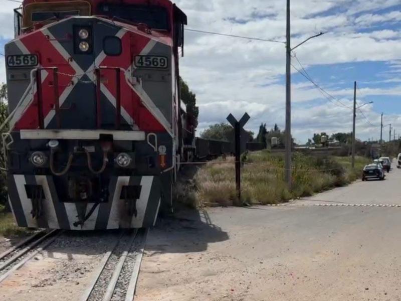 Joven de 19 años muere arrollado por tren en Coronango