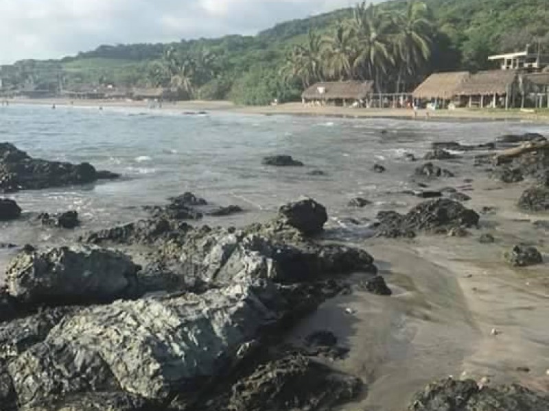 Joven desaparece en playa de Técpan de Galeana