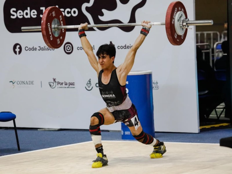 Joven halterista sonorense organiza rifa con causa deportiva