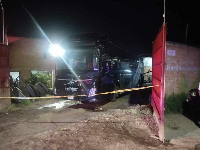 Joven muere aplastado por camión en taller de Valle Verde.