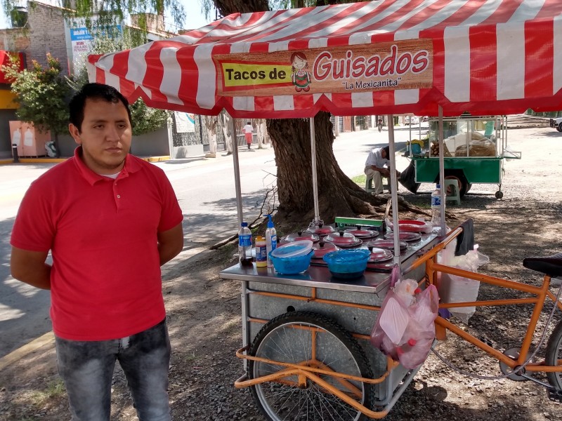 JÓVENES BUSCAN EMPRENDER PERO EL GOBIERNO PONE TRABAS.