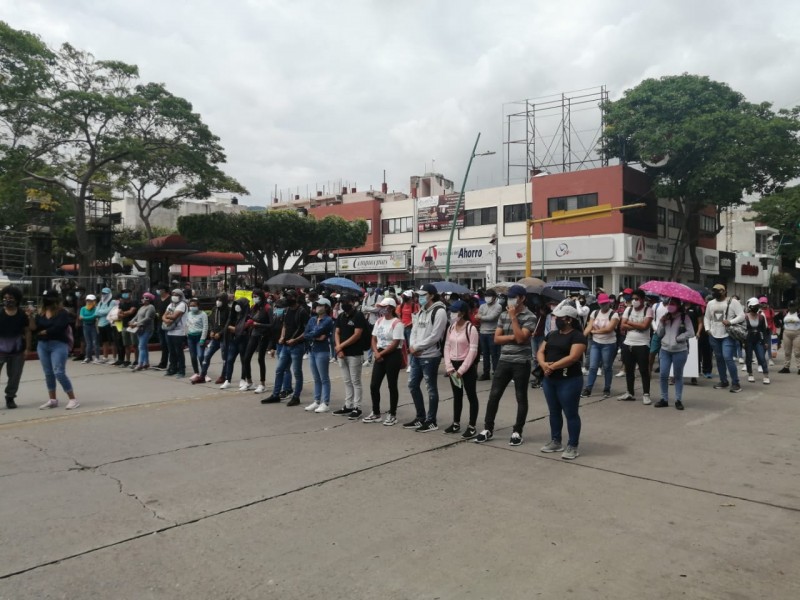 Jóvenes chiapanecos siguen apostando por carreras poco redituables