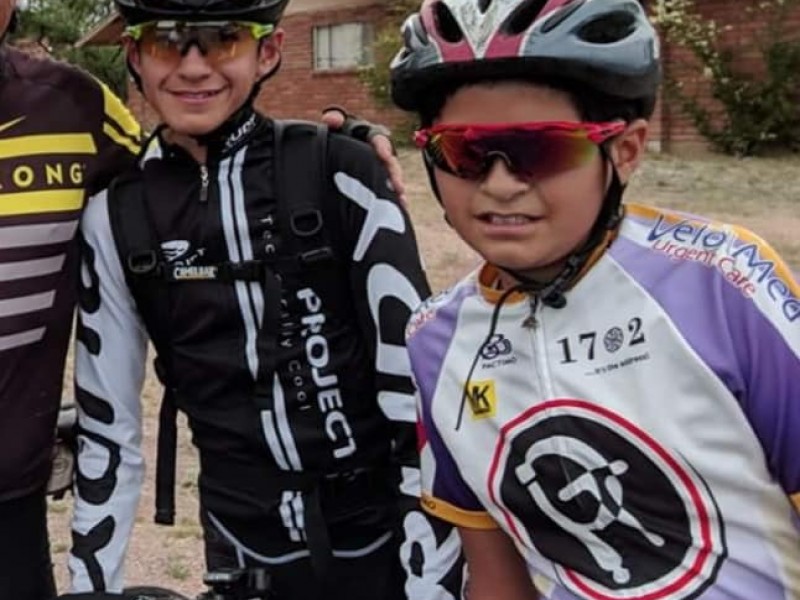 Jovenes ciclistas representan a Nogales en olimpiadas nacionales