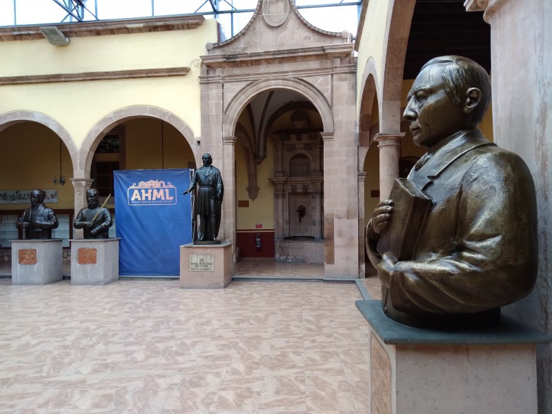 Jóvenes desconocen patrimonio histórico de León; advierte HLS