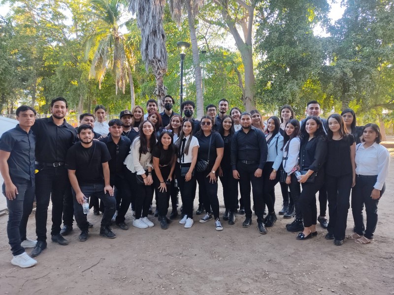 Jóvenes estudiantes proyectan remodelación del parque Hernando de Villafañe